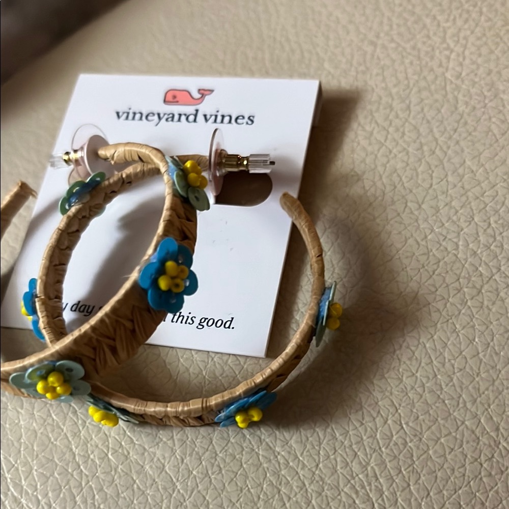 Vineyard Vines Tan and Blue Hoop earrings!